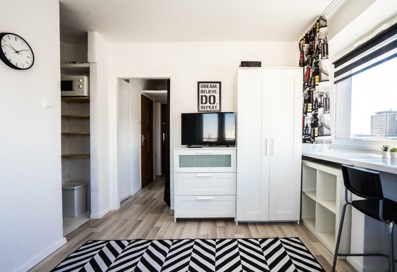 Elegant Apartment Panoramic Warschau Exterior foto